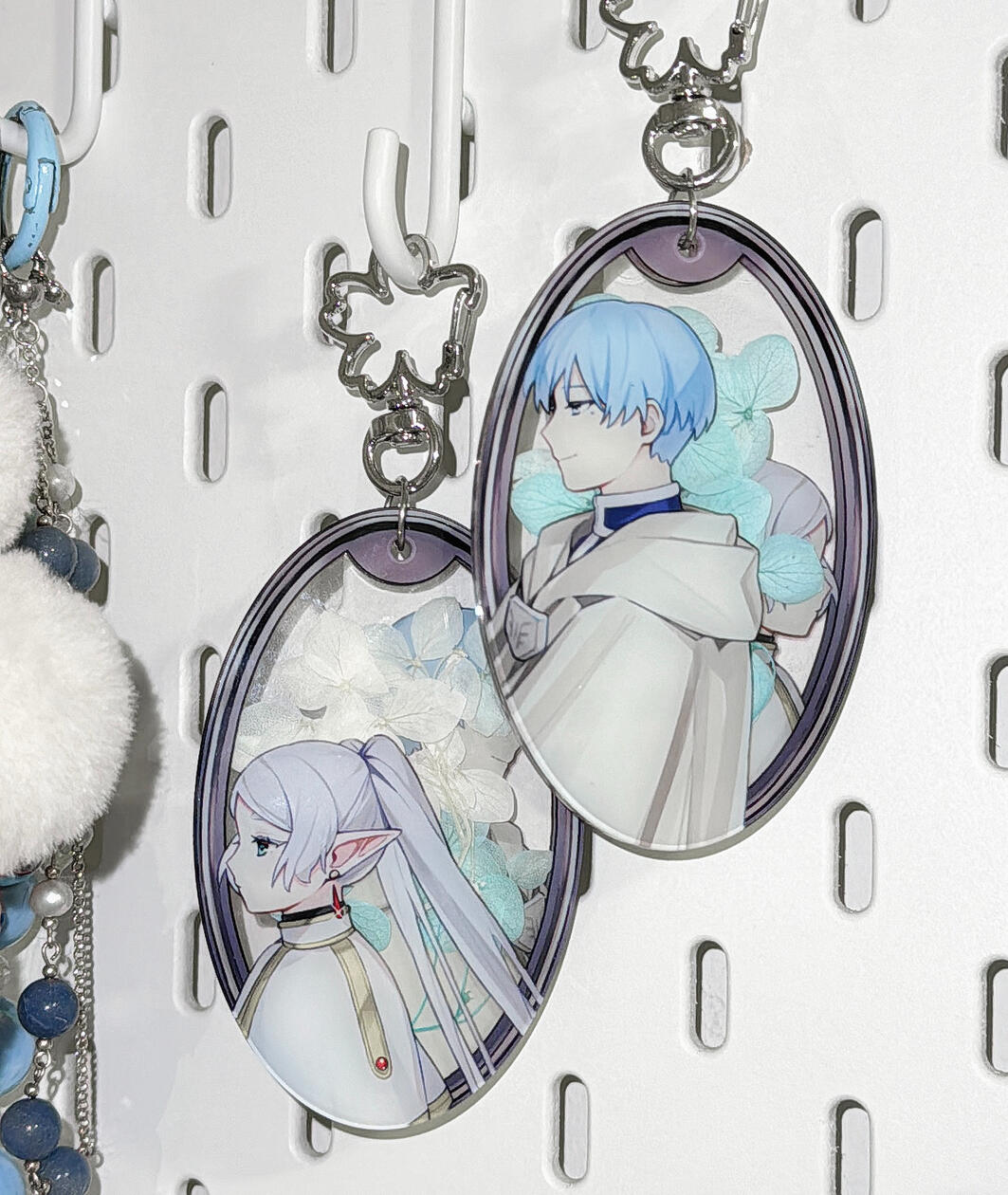 Frieren and Himmel Dry-flower Charm